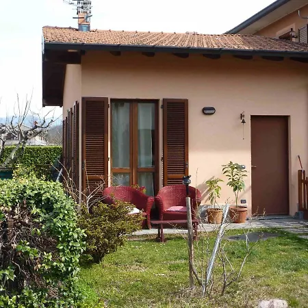 Casa Malandrino Ferienhaus Porto Valtravaglia